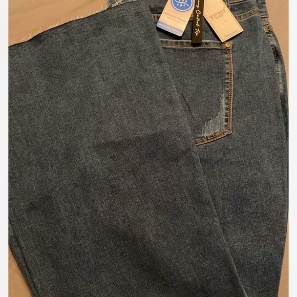 NWT Judy Blue Tummy Control Flare High waisted Sz 22 - Picture 9 of 9
